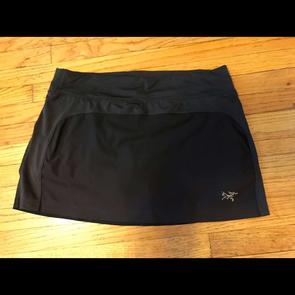 Arcteryx Skirt shorts size L